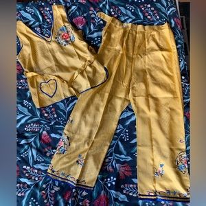 Asian style pajamas from the 1940’s